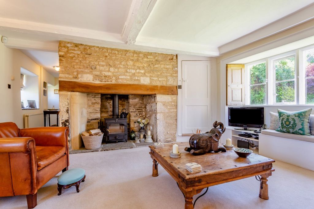 Property photo 3 of 22 Picture No. 04