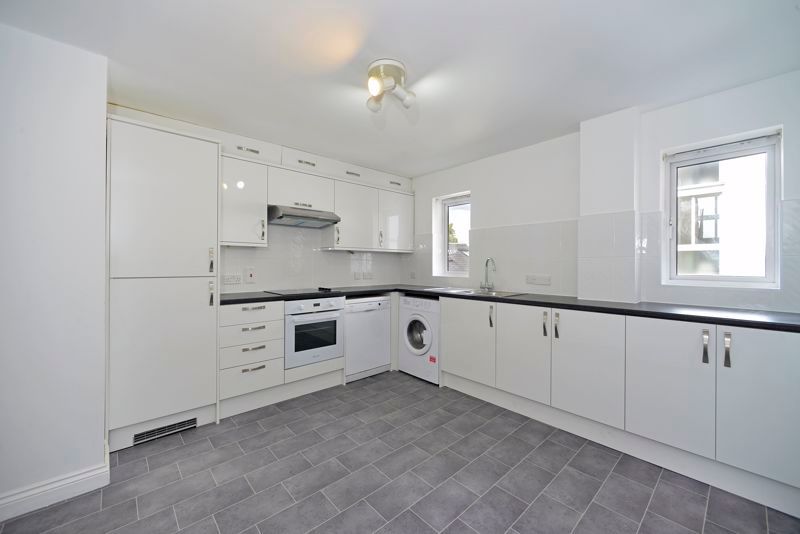 Property photo 3 of 13 Photo 11