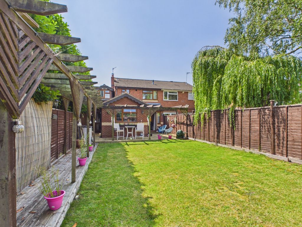 Property photo 1 of 16 Cam02366G0-Pr0169-Still015