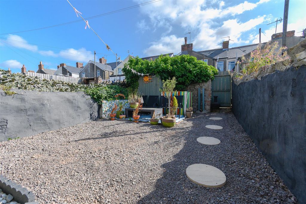Property photo 2 of 16 Rear Garden