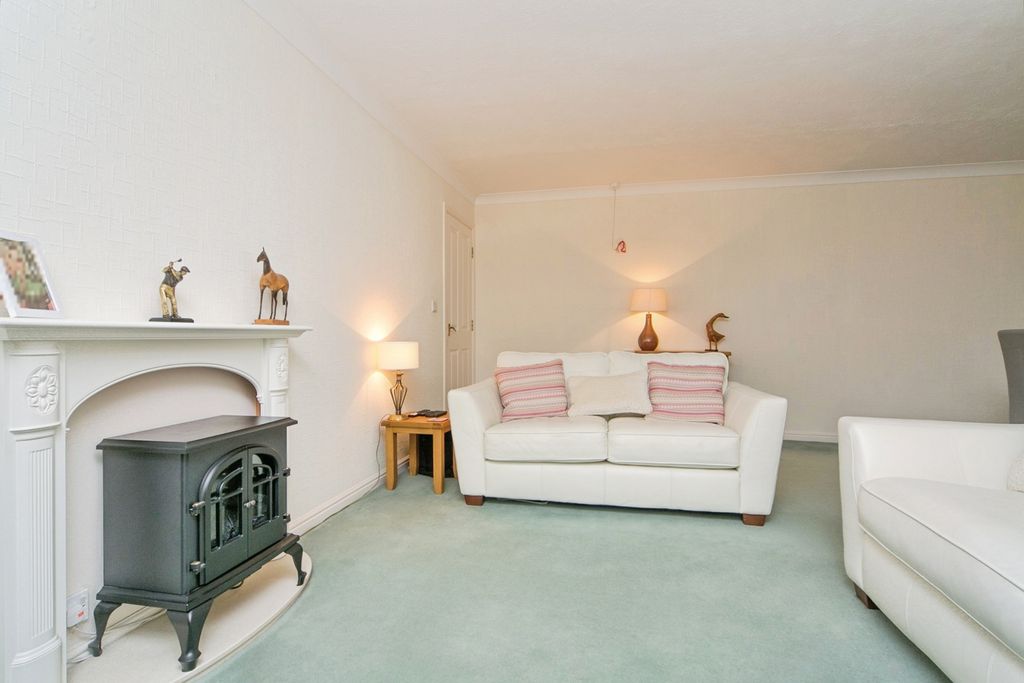 Property photo 2 of 15 Pbox-Img.Jpg