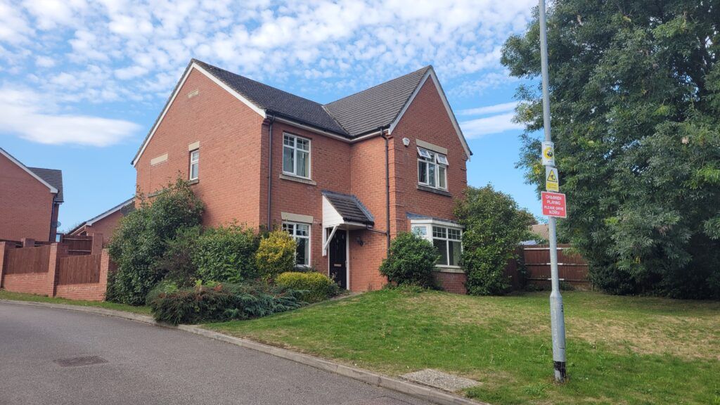 Property photo 1 of 8