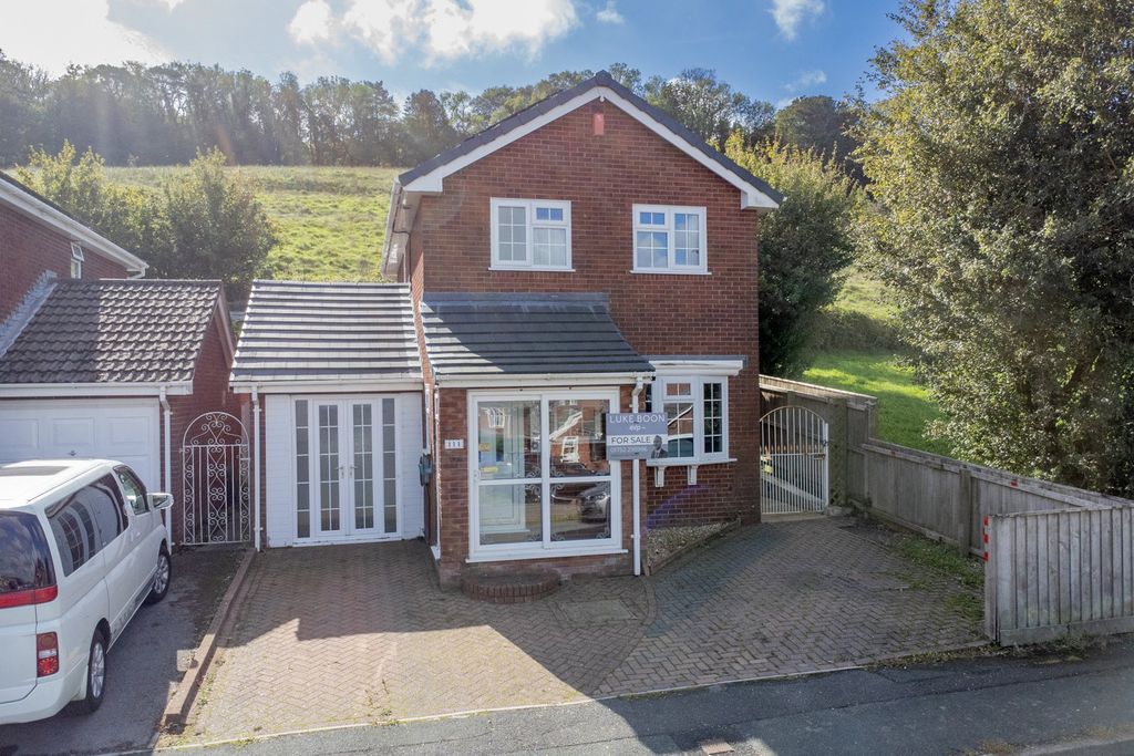 Property photo 1 of 26