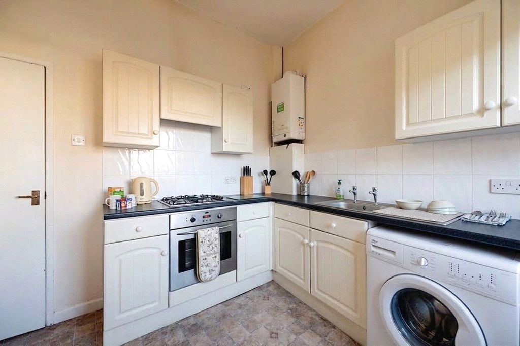 Property photo 2 of 8 Picture No. 07