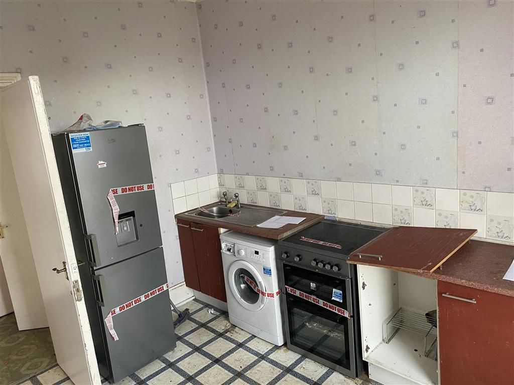 Property photo 3 of 8