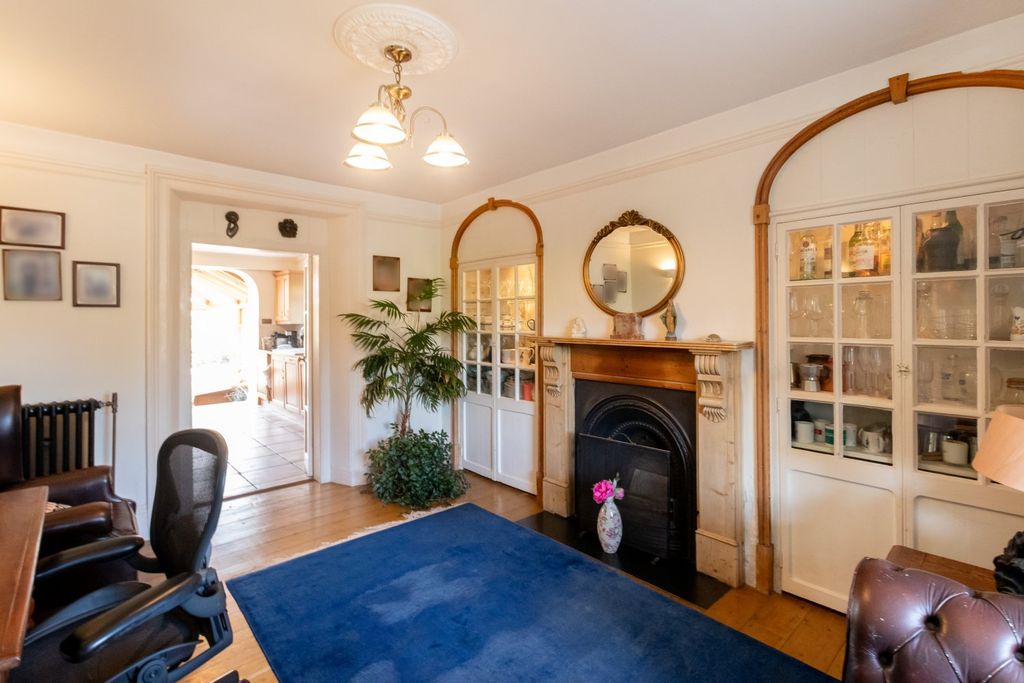 Additional image 7 of 5 bed detached house for saleRoute De La Charruée, Vale, Guernsey GY6