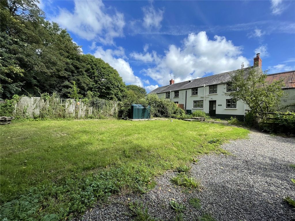 Property photo 2 of 27 Picture No. 04