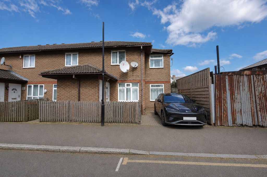 Property photo 1 of 7 5097640
