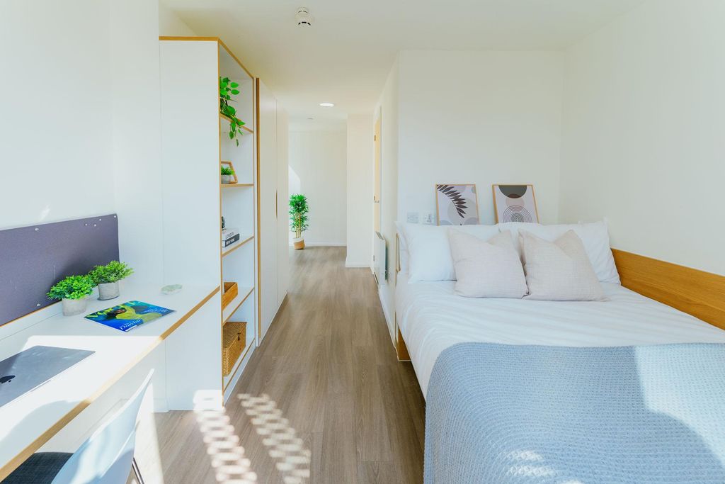 Property photo 1 of 20 9001013.Jpg