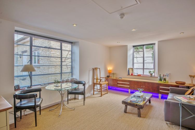 Property photo 2 of 7 Sitting Room