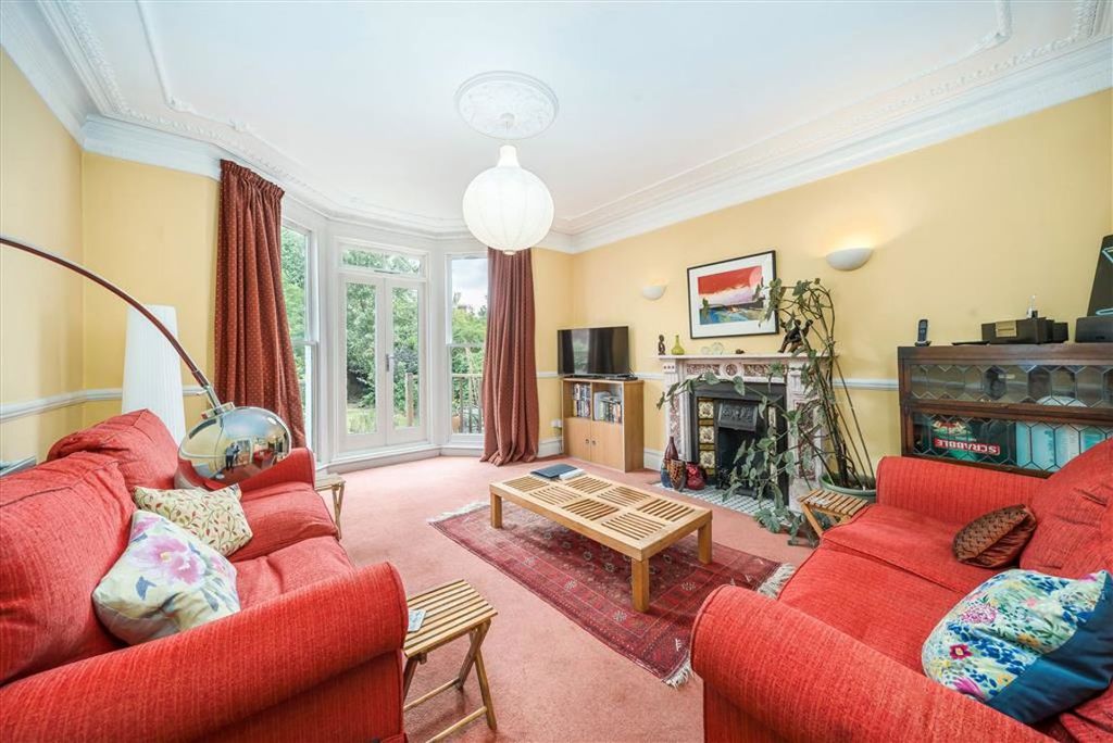 Property photo 2 of 12