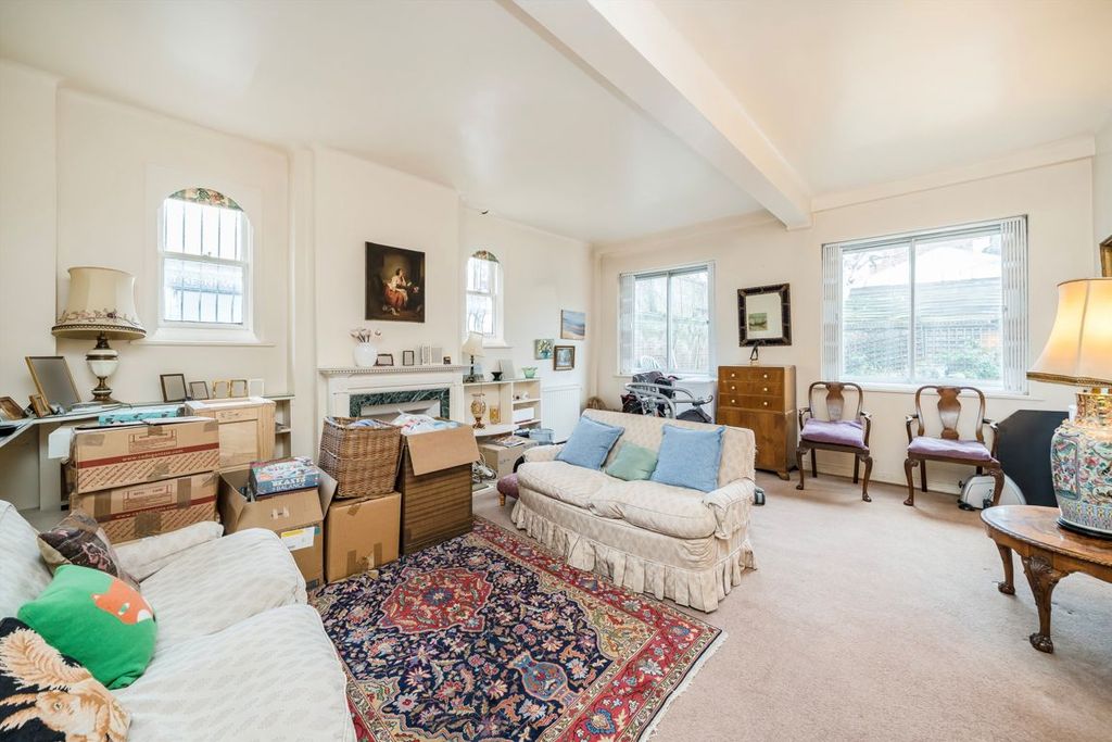 Property photo 3 of 9