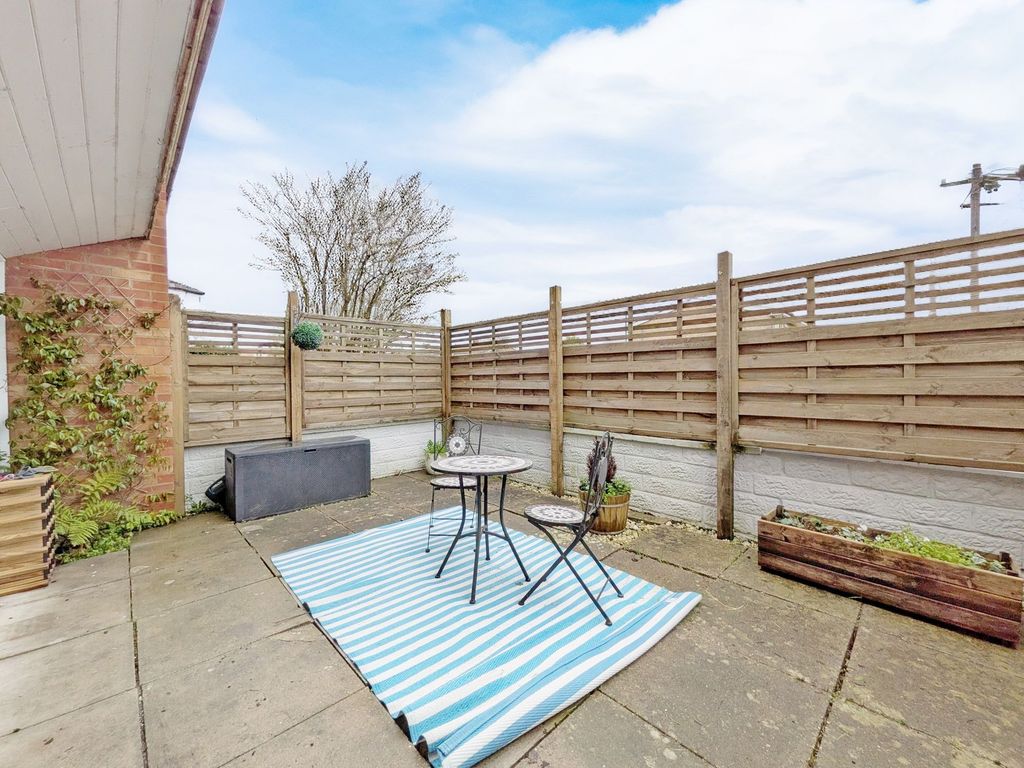 Property photo 2 of 23