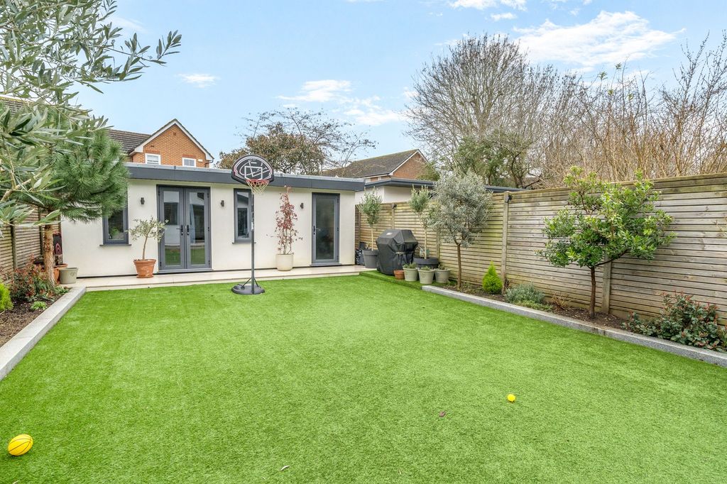 Property photo 3 of 22