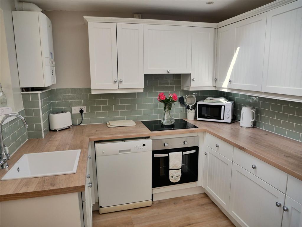 Property photo 2 of 19 P1460651.Jpg