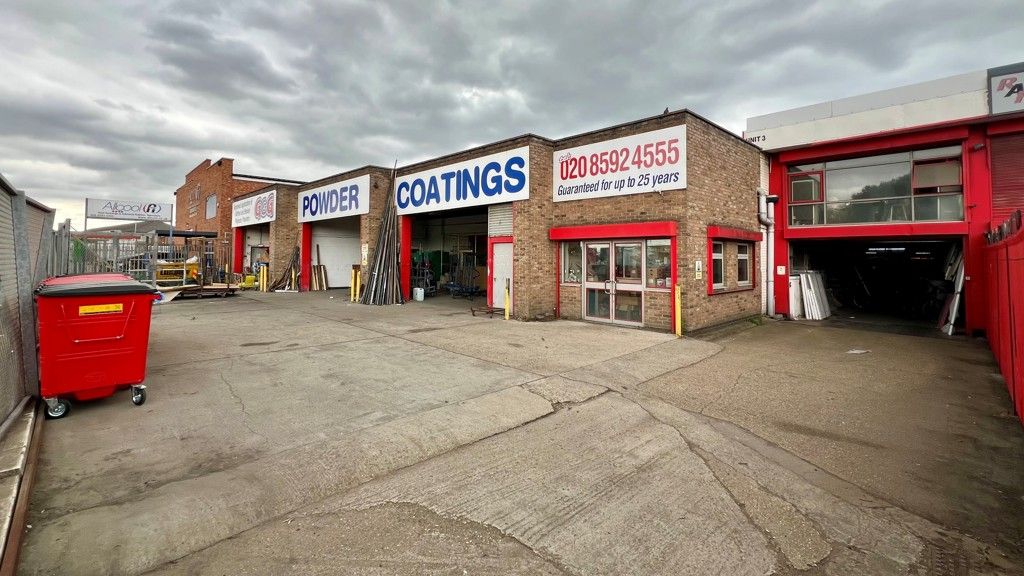 Property photo 2 of 3 Photo 4