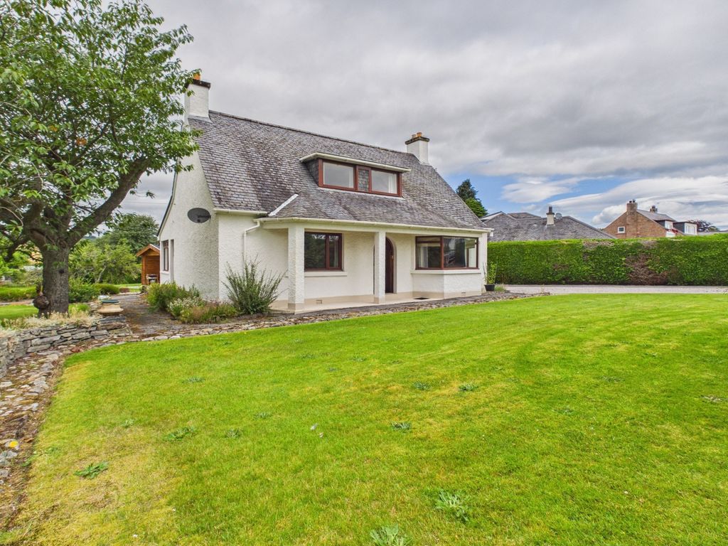Property photo 2 of 38
