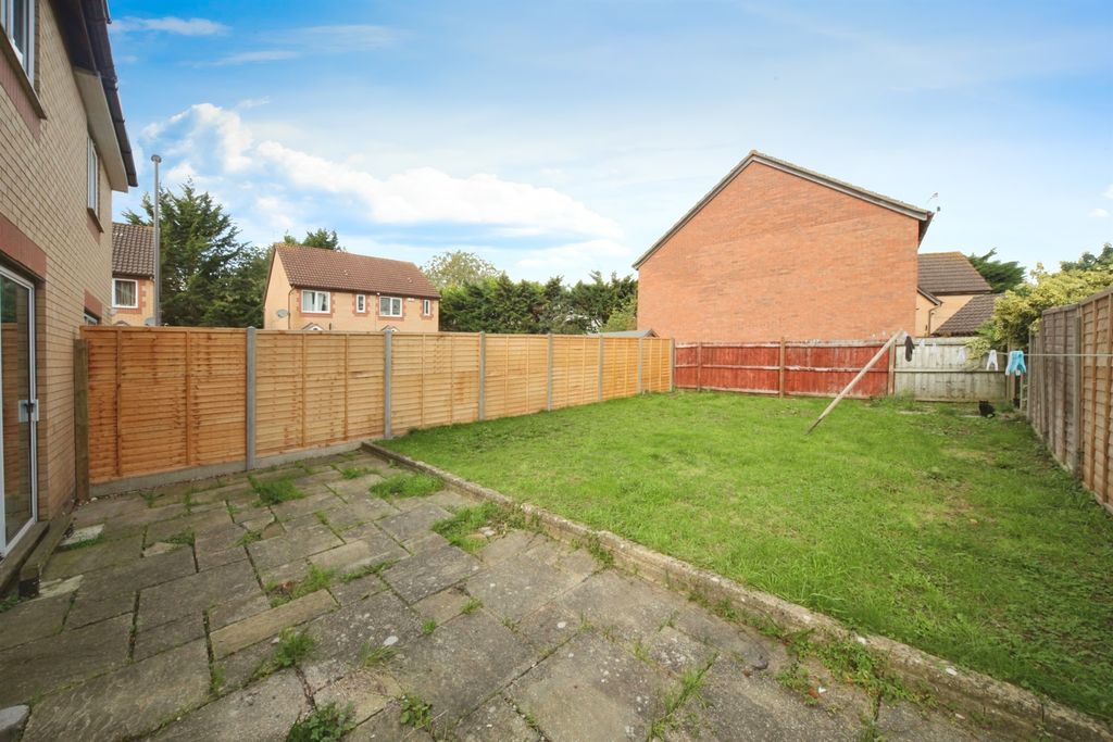 Property photo 3 of 11