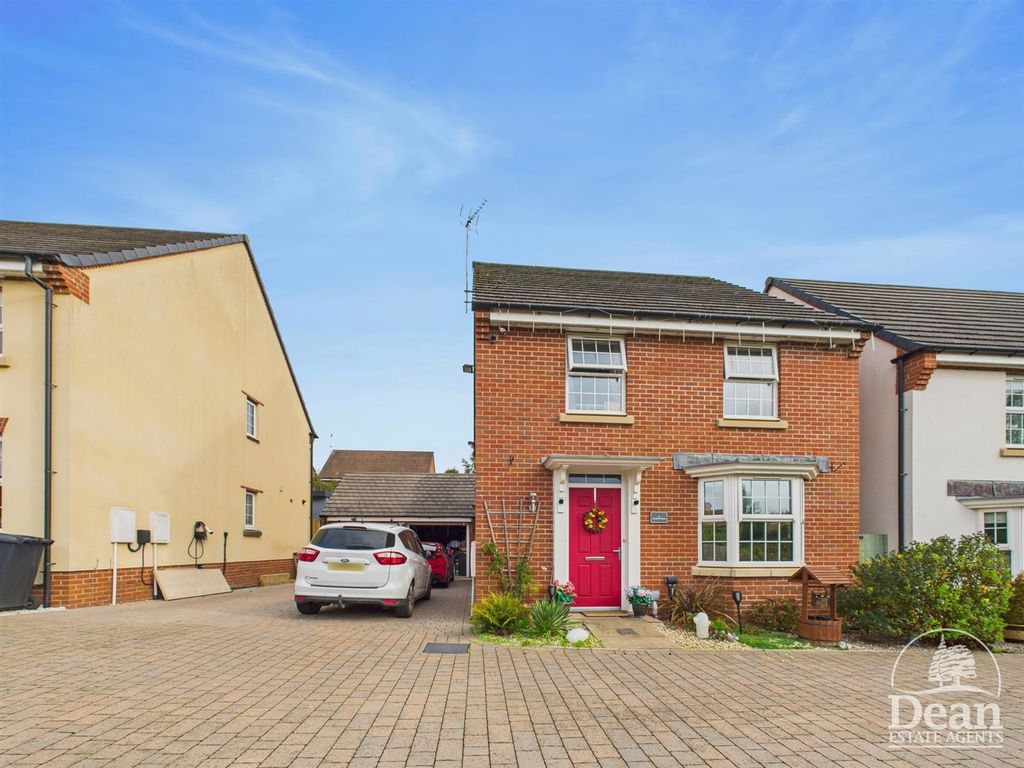 Property photo 1 of 24