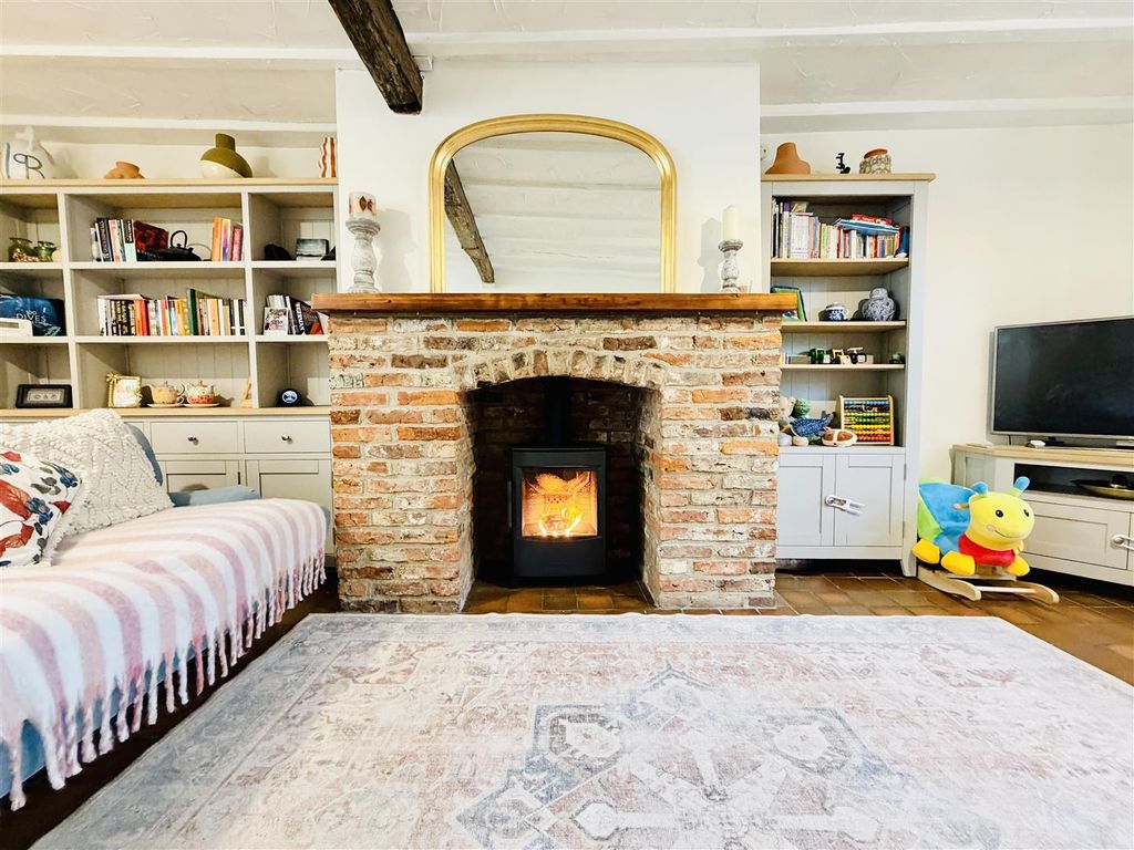 Property photo 3 of 33 Feature Fireplace
