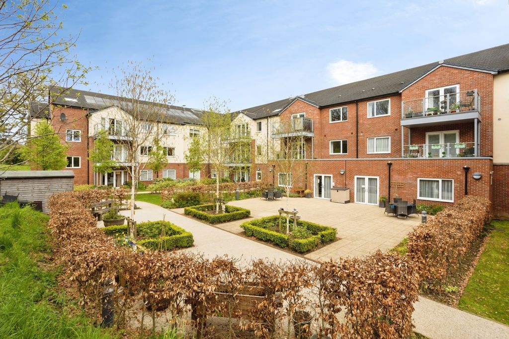 Property photo 1 of 17 Pbox-Img.Jpg