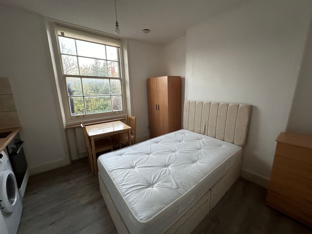 Property photo 3 of 3