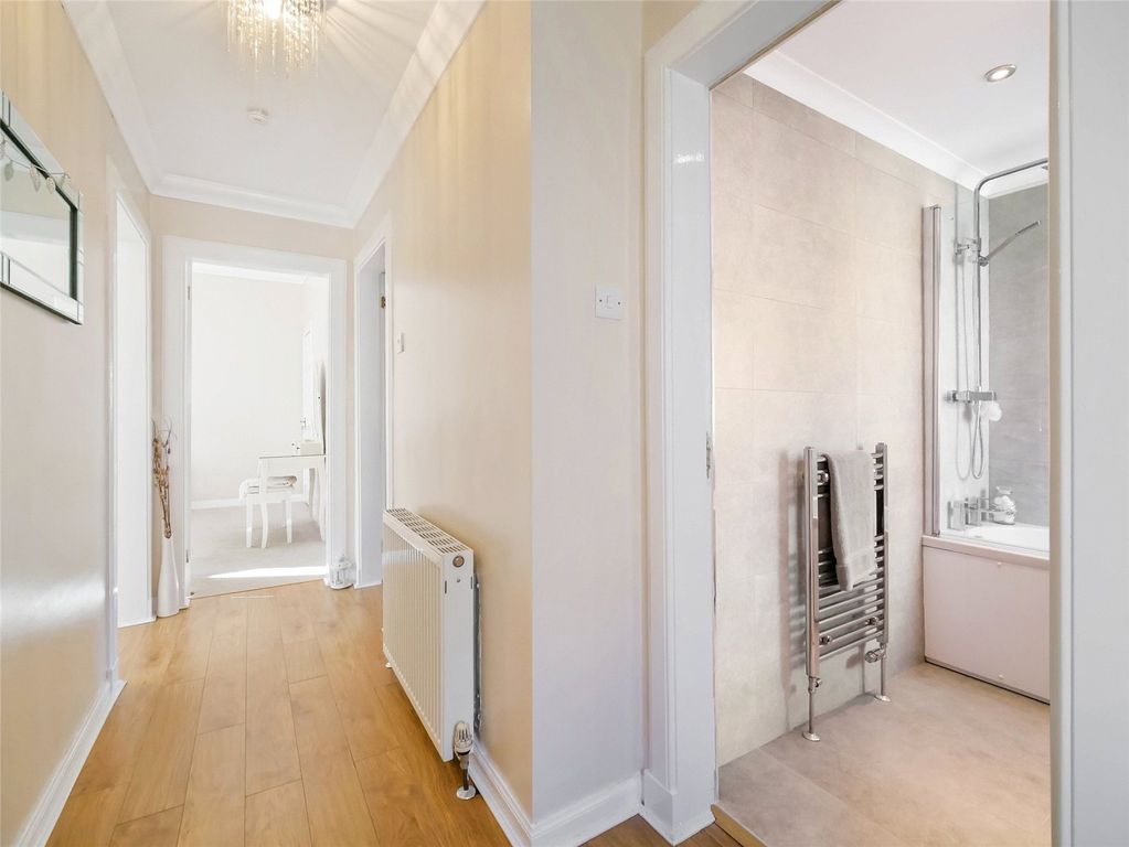 Property photo 3 of 14 Picture No. 02