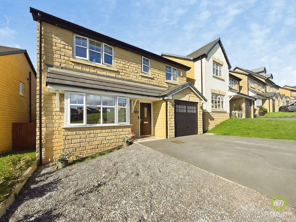 Property photo 1 of 37