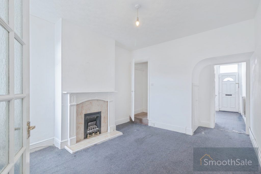 Property photo 2 of 21