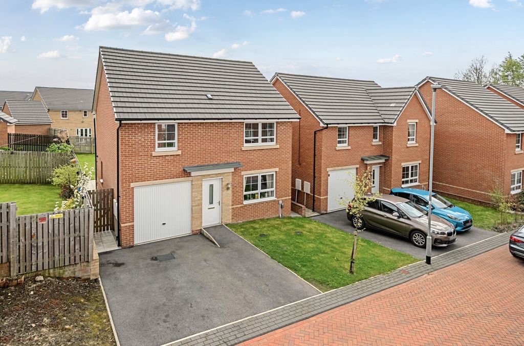 Property photo 1 of 19 1448164-1-69E0E3d...