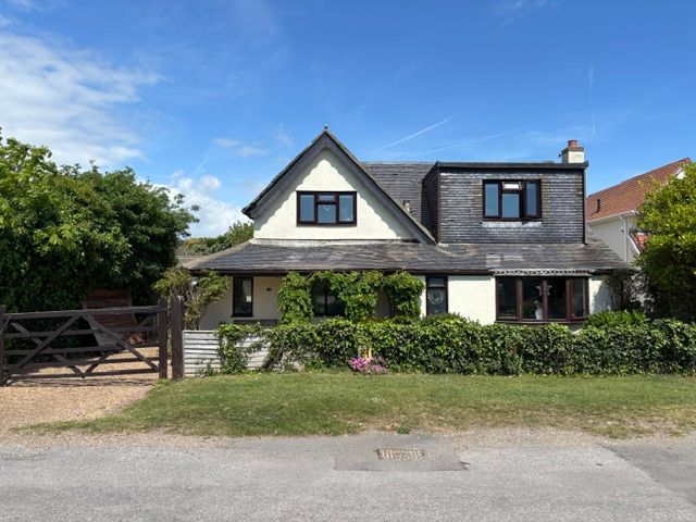 Property photo 1 of 19 Front
