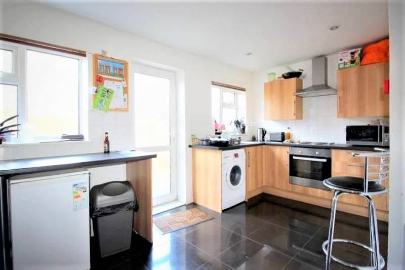 Property photo 2 of 4