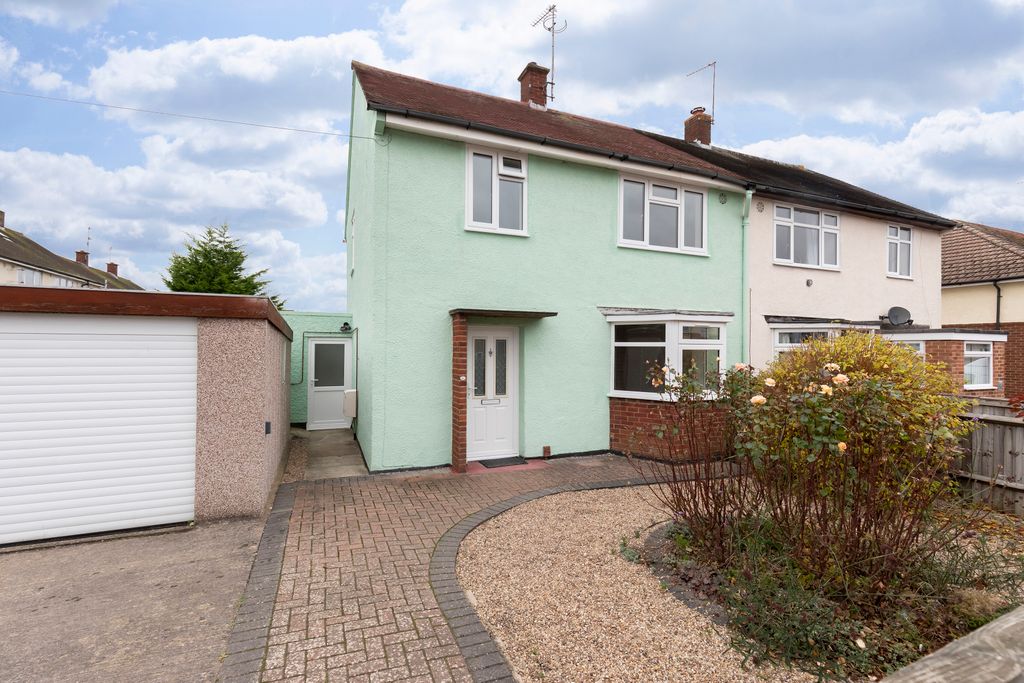 Property photo 3 of 14