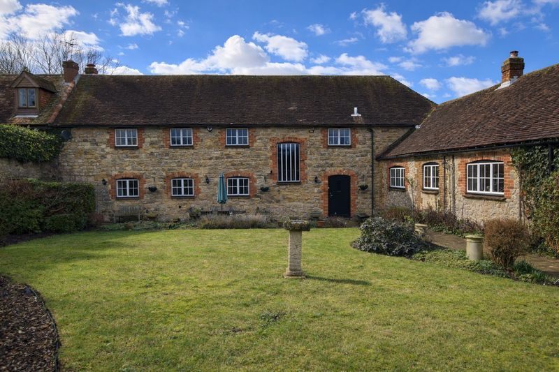 Property photo 1 of 23 Photo 19