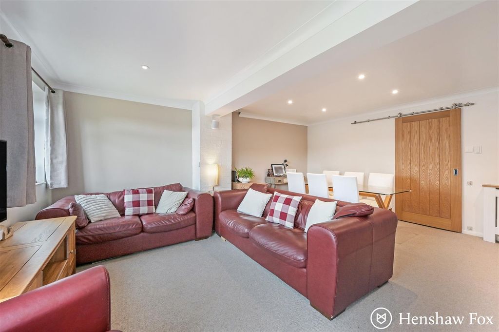 Property photo 3 of 14 Ph18_6002938 - Copy.Jpg