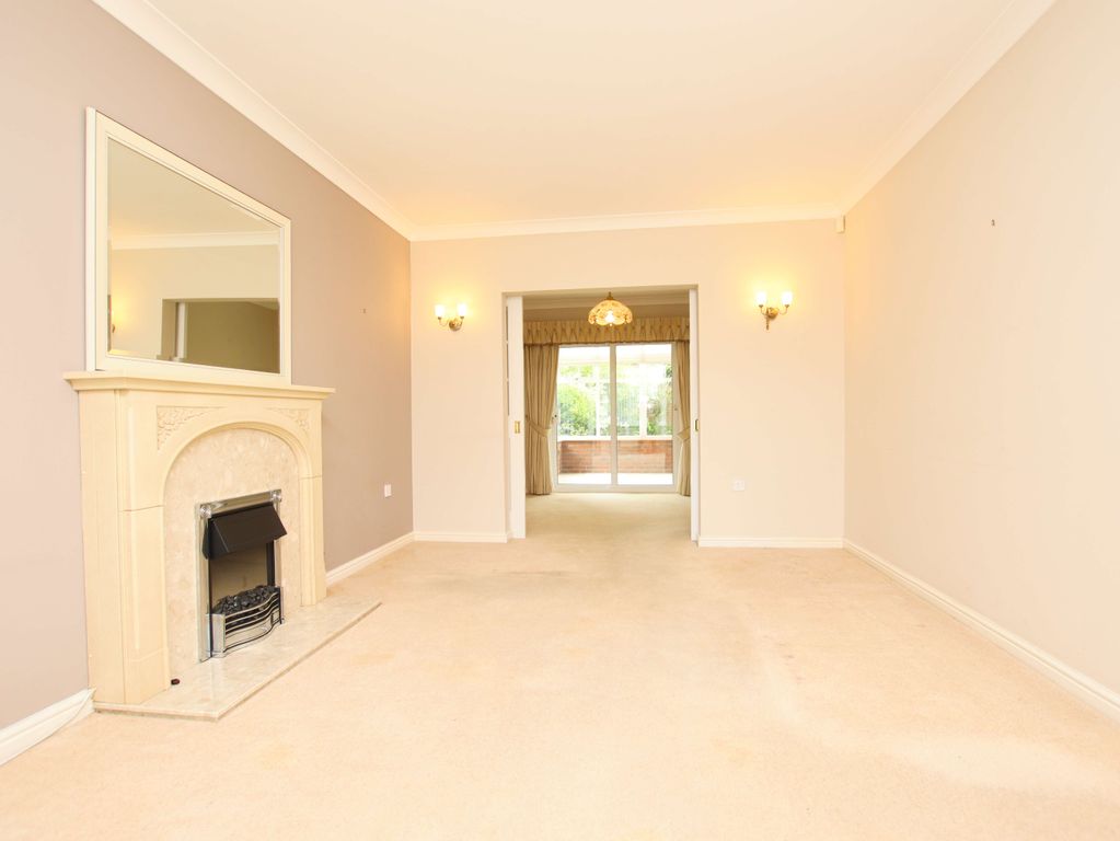 Property photo 2 of 20