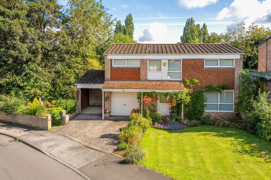 Property photo 1 of 28