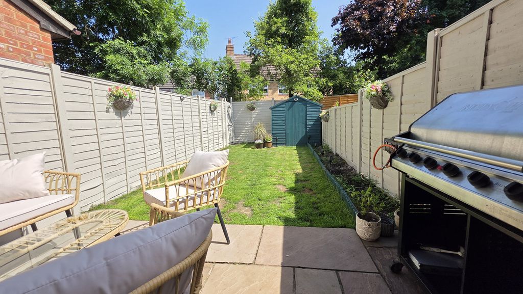 Property photo 2 of 19