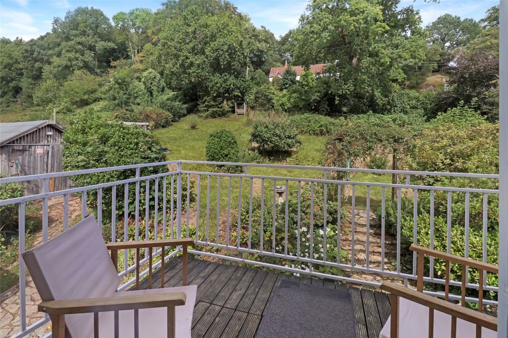 Property photo 3 of 31 Picture No. 04