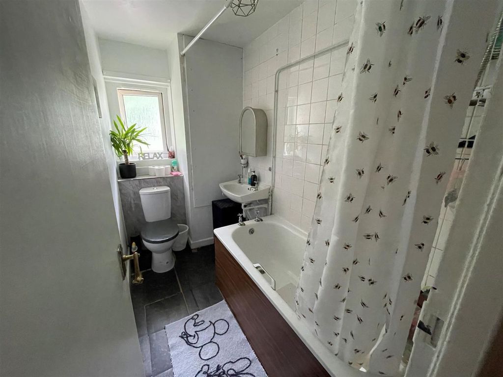 Property photo 3 of 6 1.Jpg