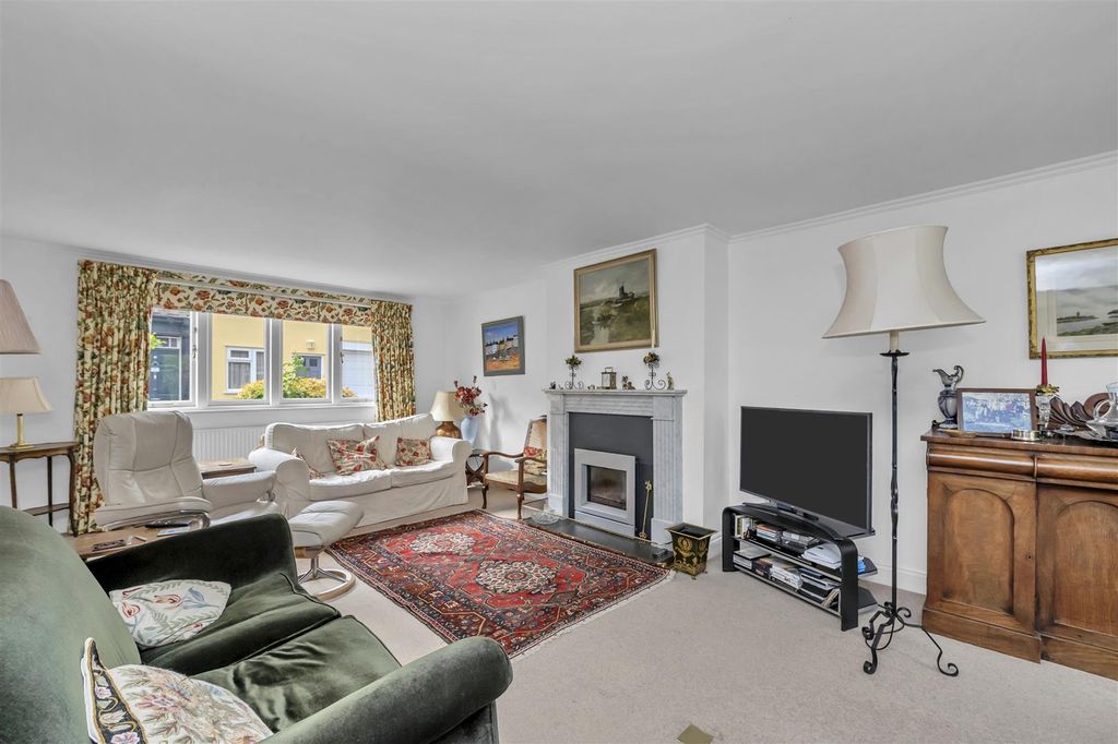 Property photo 2 of 23 Dcp_9967.Jpg