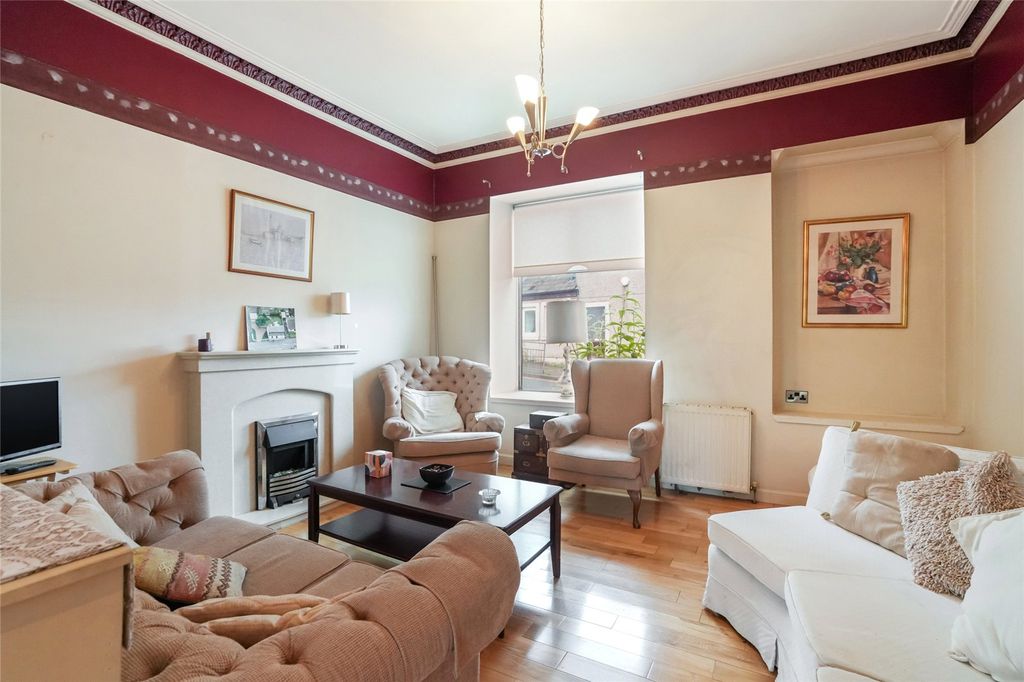 Property photo 2 of 18 Family Room