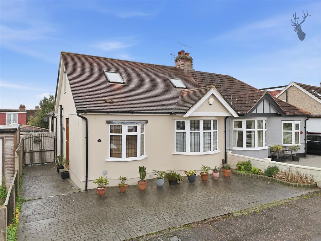 Property photo 1 of 22