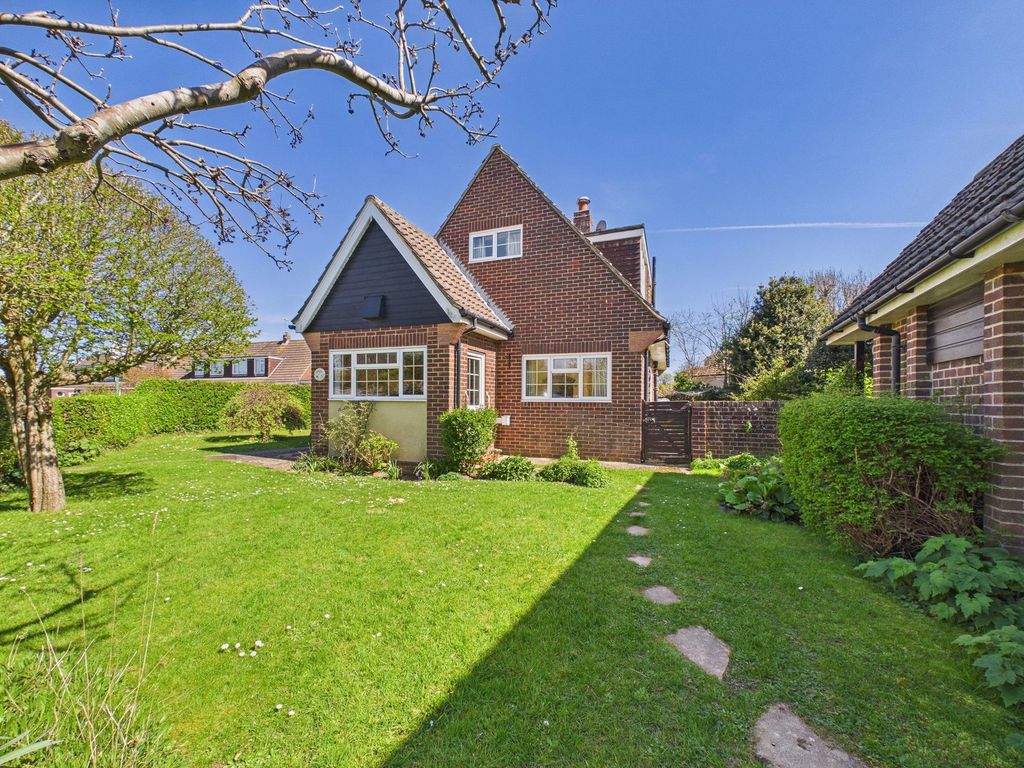 Property photo 2 of 19