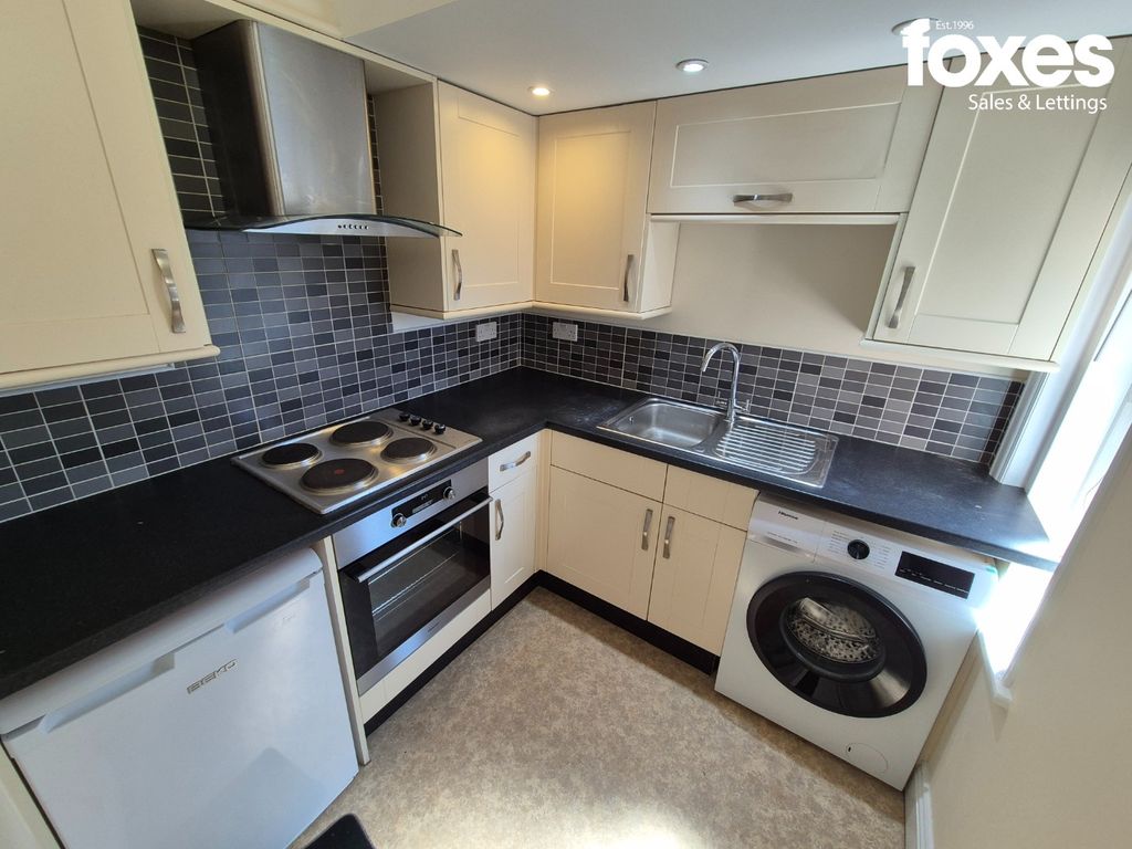 Property photo 2 of 10 5127901