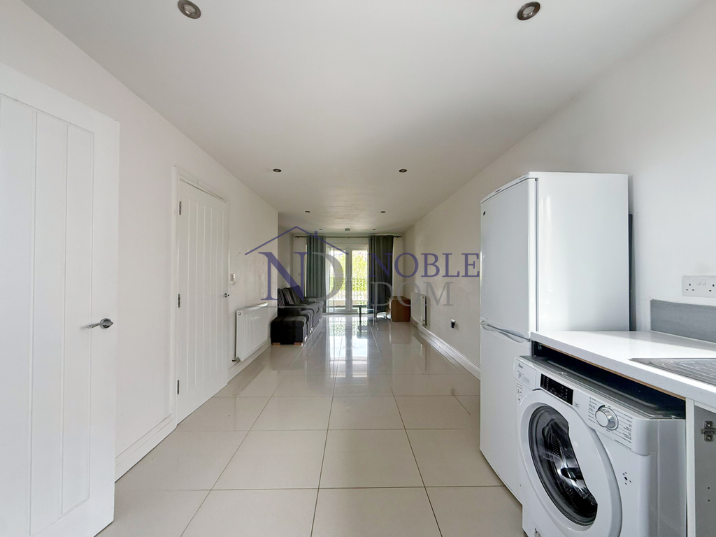 Property photo 2 of 9 Gallery