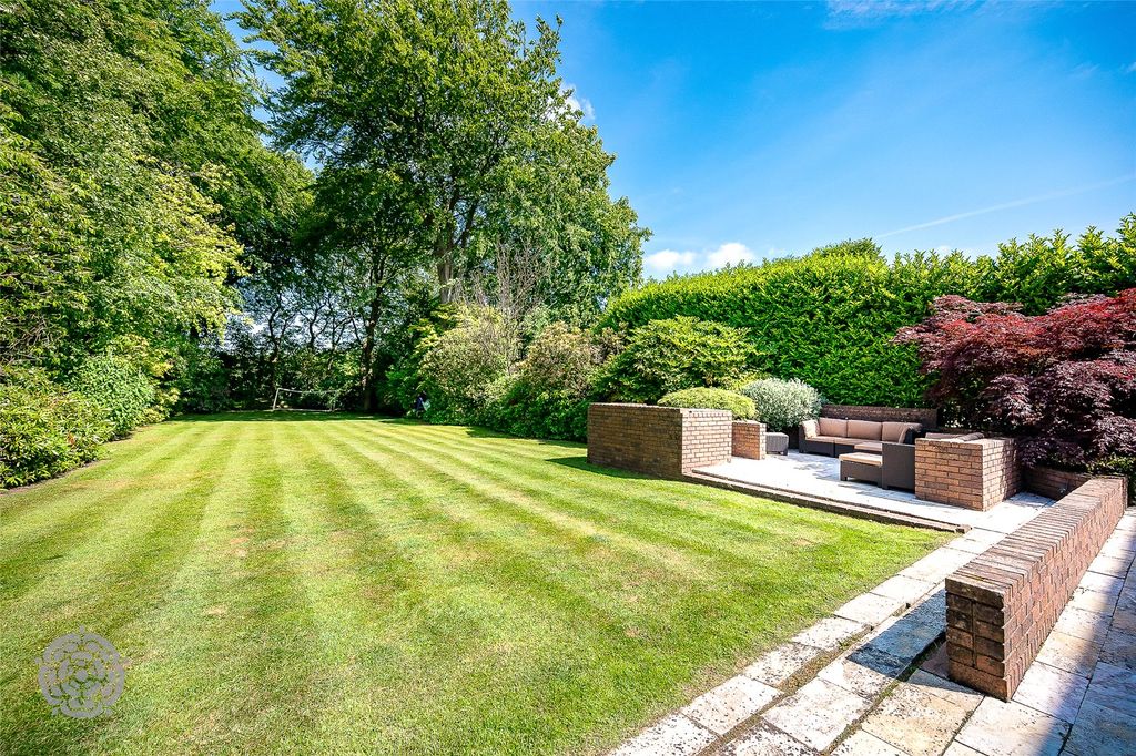 Property photo 2 of 38 Picture No. 48