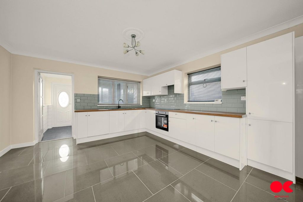 Property photo 3 of 36 Photo 11-12-2025, 11 30 10 (1).Jpg