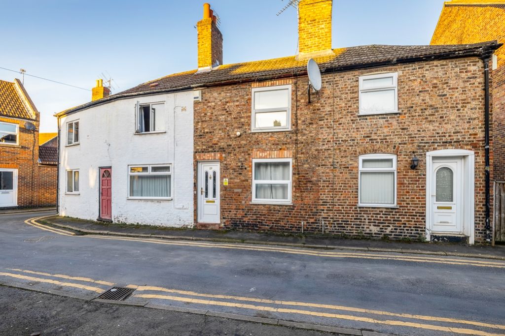 Property photo 1 of 13 19 Union Street (Boston)-3