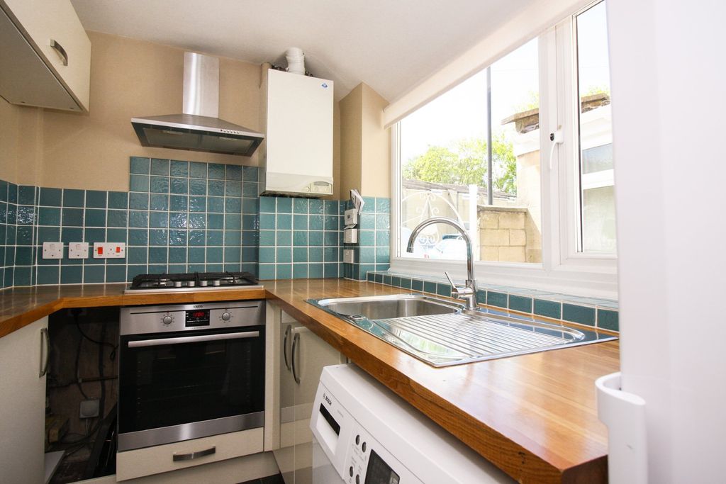 Property photo 3 of 16